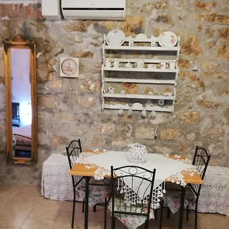 In With Air Conditioning, Wifi 3573-3 * Sutomiscica