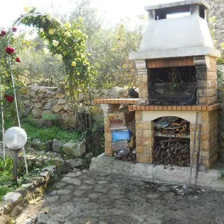 Apartment In With Air Conditioning, Wifi 3573-3 Sutomiscica