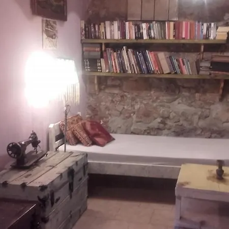 Apartment In With Air Conditioning, Wifi 3573-3