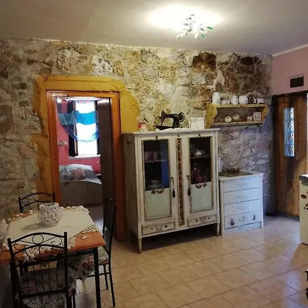 In With Air Conditioning, Wifi 3573-3 Sutomiscica