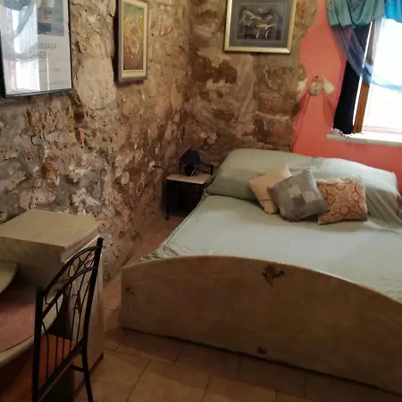 Apartment In With Air Conditioning, Wifi 3573-3 Sutomiscica